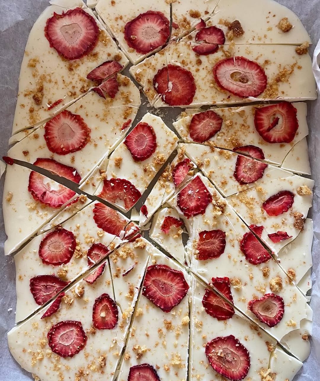 Dehydrated Strawberry Slices